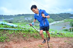 BIB: 1633
                            <button type="button" onclick="openModal(13378454)" class="btn btn-primary btn-sm float-right btn-popup" data-toggle="modal" data-target=".modal-high-quality">
                        <i class="fas fa-shopping-cart"></i> Add to Cart
                    </button>
                                            <button type="button" onclick="isThisMe(13378454, true)" class="btn btn-success btn-sm float-right btn-popup btn-isme hidden" data-toggle="tooltip" data-placement="bottom" title="นี่คือรูปของคุณใช่ไหม คลิกที่นี่เพื่อเอาเข้าอัลบั้ม">
                        <i class="fas fa-plus"></i> Add to album
                    </button>
                    <button type="button" onclick="isThisMe(13378454, false)" class="btn btn-warning btn-sm float-right btn-popup btn-isnotme hidden">
                        <i class="fas fa-ban"></i> Remove from album
                    </button>